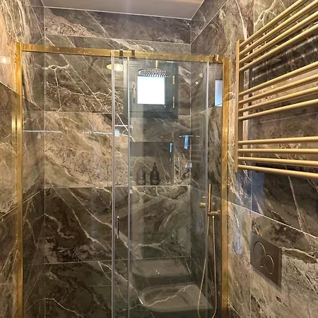 Old Town - Duomo Luxury Boutique